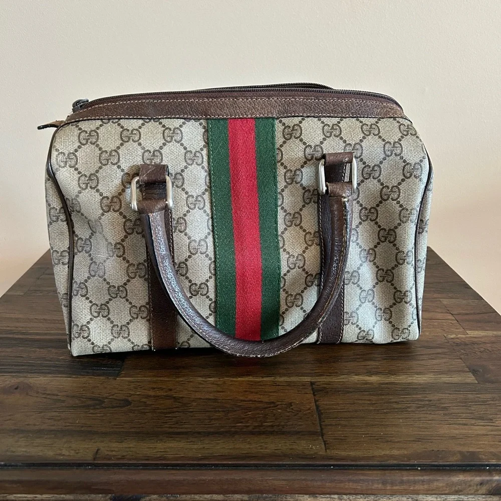 Authentic Gucci purse - Picture 2 of 6